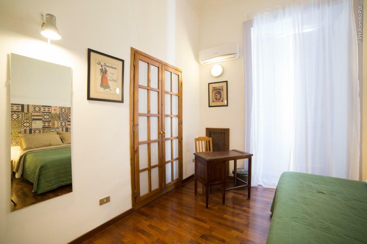 Bed and Breakfast Duomo Miradois 152 Napoli Exterior foto